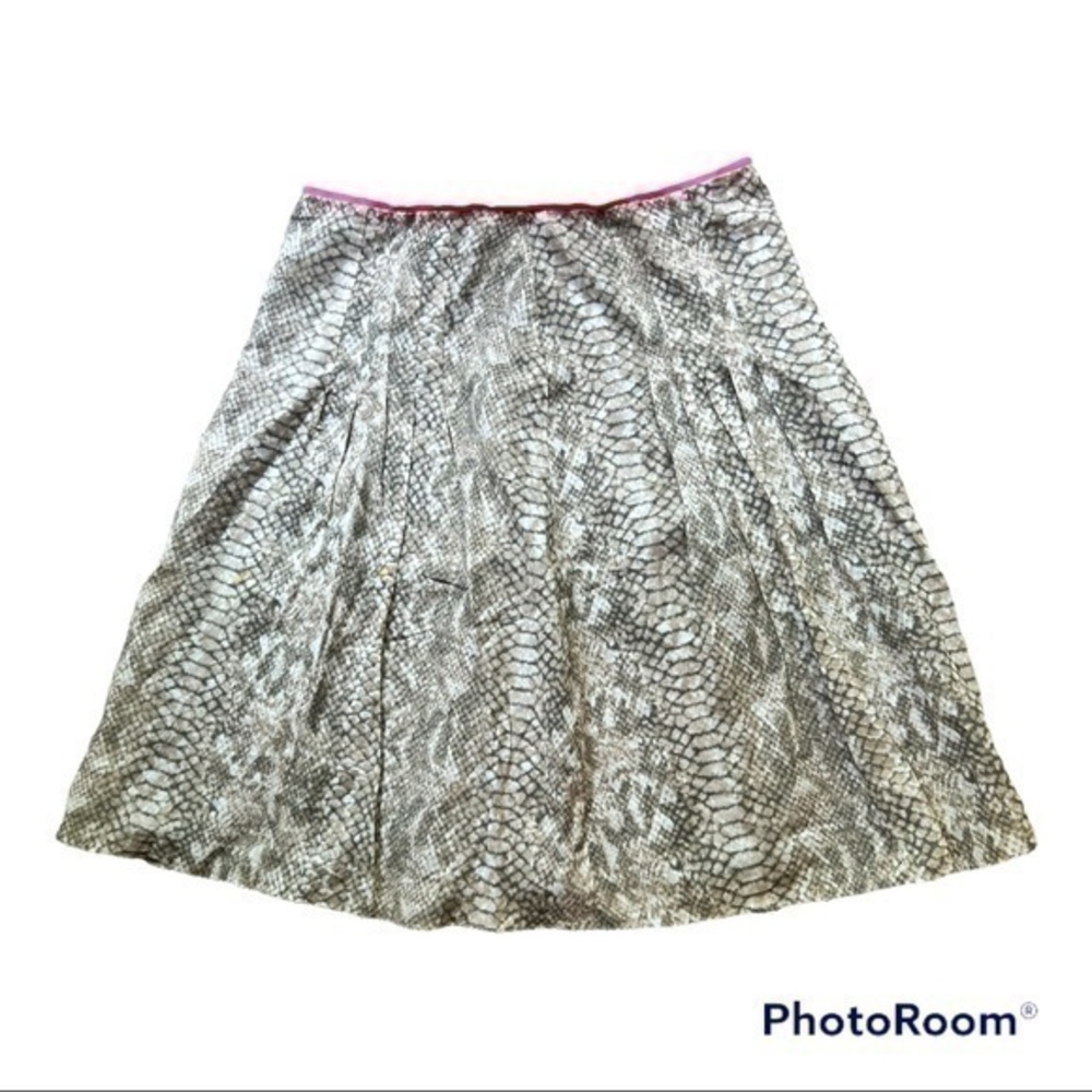 Tahari snake print skirt